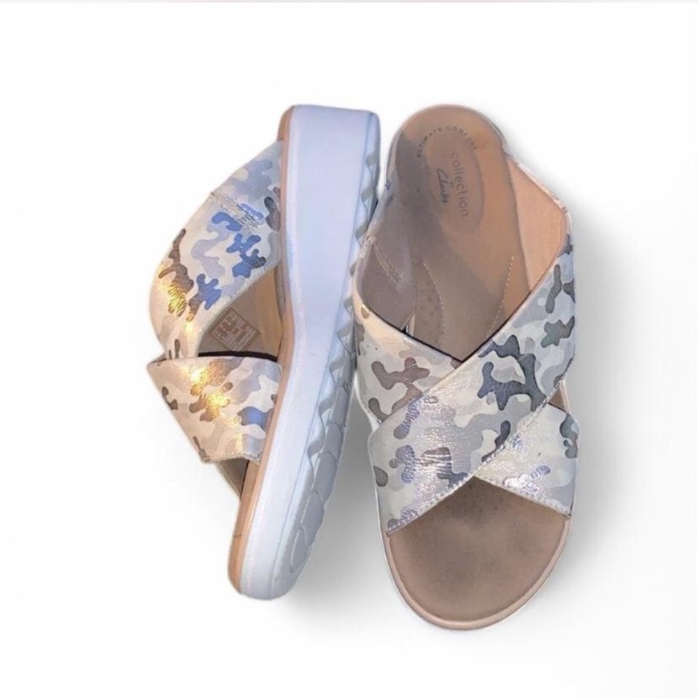 Gold Animal print sandals